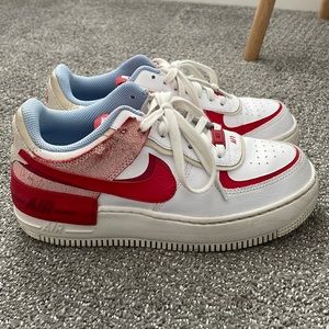 NIKE Air Force 1